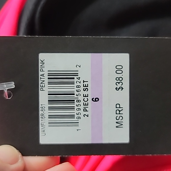 Under Armour girls set - Picture 2 of 2